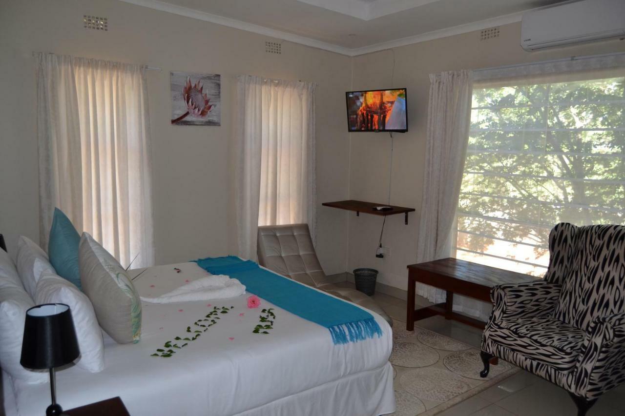 Chobe Sunset Chalets Lesoma Eksteriør bilde