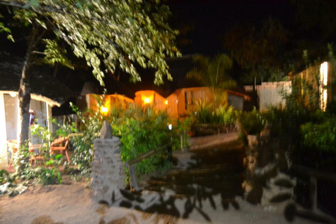 Chobe Sunset Chalets Lesoma Eksteriør bilde
